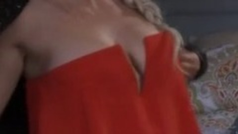 Pic: Jodie Sweetin in Fuller House (2016-2017)