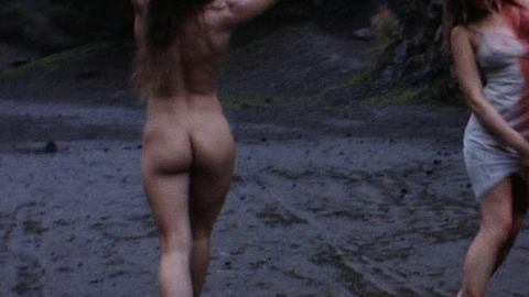 Pic: Sydney Raye in Ballet of Blood