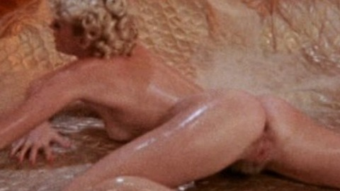 Pic: Kari Klark in Star Virgin