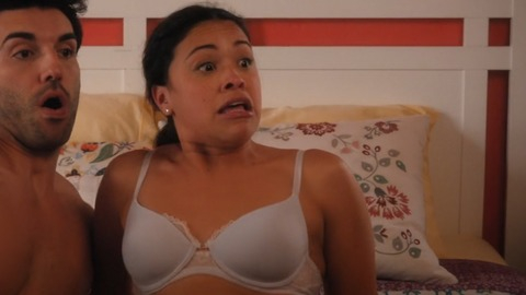 Pic: Gina Rodriguez in Jane the Virgin (2015-2019)