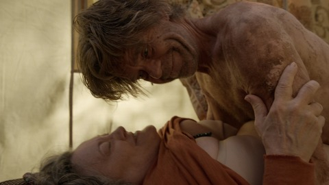 Pic: Jayne Taini in Shameless (2011-2021)