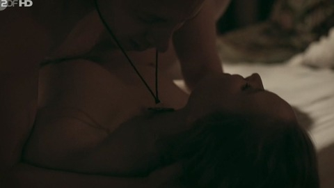 Pic: Sonja Gerhardt in Ku'damm 56