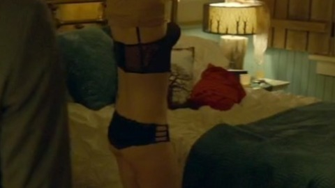 Pic: Melanie Scrofano in Wynonna Earp