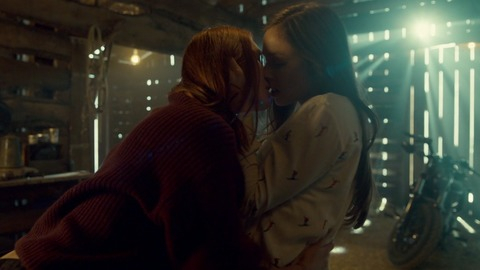 Pic: Dominique Provost-Chalkley in Wynonna Earp