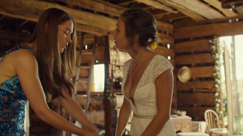 Pic: Dominique Provost-Chalkley in Wynonna Earp