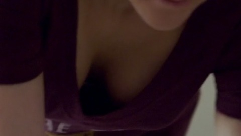 Pic: Eden Sher in Temps