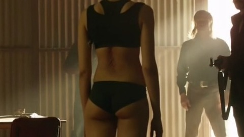Pic: Britne Oldford in Hunters