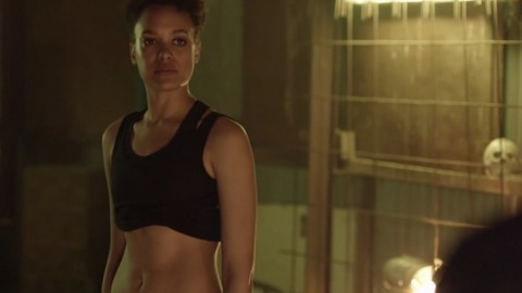 Pic: Britne Oldford in Hunters