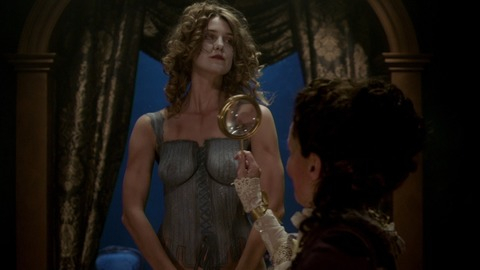 Pic: Grace Calder in Outlander