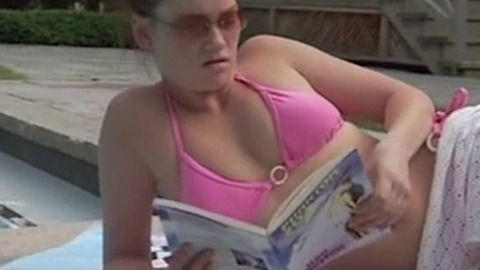 Pic: Candice Prentice in Vanessa