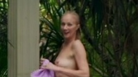 Pic: Joely Richardson in Papa Hemingway in Cuba