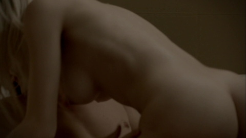 Pic: Michelle Batista in O Negócio