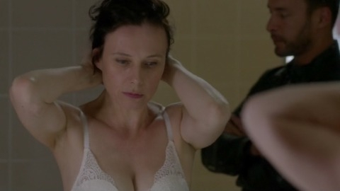 Pic: Nathalie Boutefeu in Candice Renoir