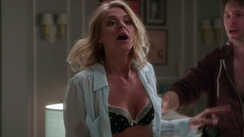 Pic: Eliza Coupe in The Mindy Project