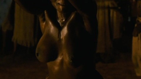 Pic: Adja Katy Touré in Bois d'ébène