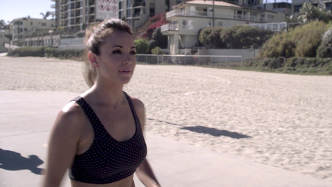 Pic: Marisa Dorchock in Love Addict (2016)