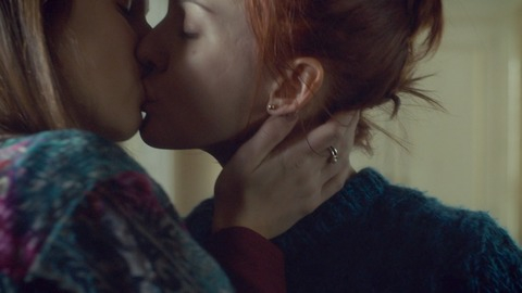 Pic: Katherine Barrell in Wynonna Earp