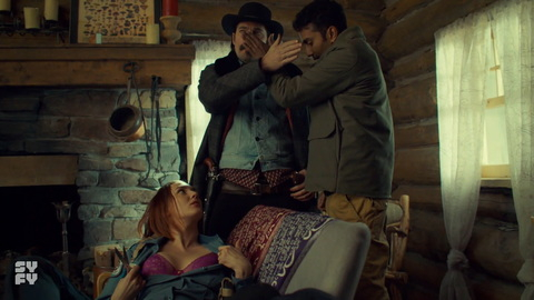 Pic: Katherine Barrell in Wynonna Earp