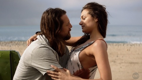 Pic: Christina Ochoa in Animal Kingdom
