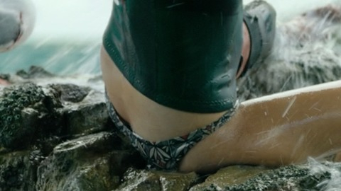 Pic: Blake Lively in The Shallows