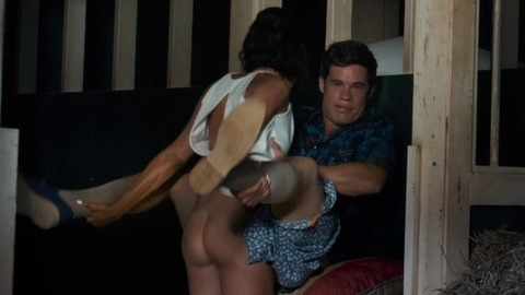 Pic: Aubrey Plaza in Mike and Dave Need Wedding Dates