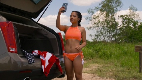 Pic: Kiana Ledé in Scream