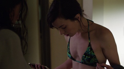 Pic: Britt Lower in Casual
