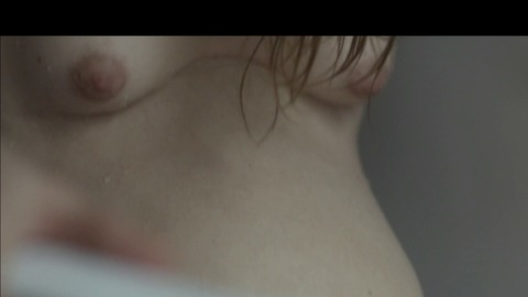 Pic: Cosmina Stratan in Shelley
