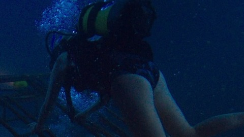 Pic: Claire Holt in 47 Meters Down