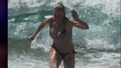 Pic: Chelsea Handler in Chelsea