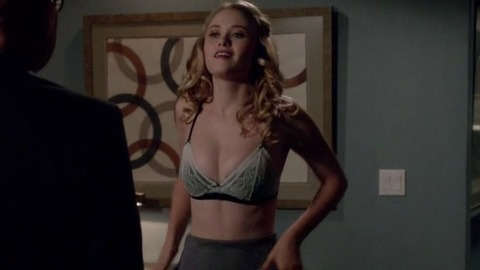 Pic: Virginia Gardner in Major Crimes