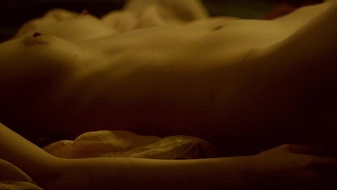 Pic: Lee You-young in The Treacherous