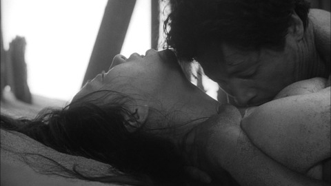 Pic: Kyôko Kishida in Woman in the Dunes