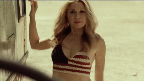 Pic: Elizabeth Daily in 31