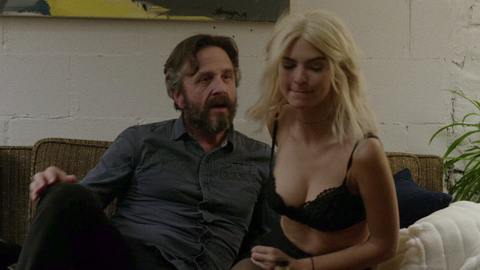 Pic: Emily Ratajkowski in Easy