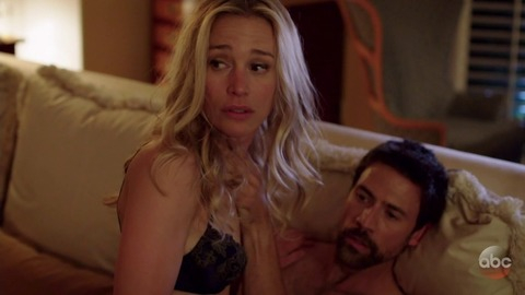 Pic: Piper Perabo in Notorious