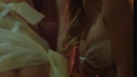 Pic: Mindy Robinson in Dracula: The Impaler