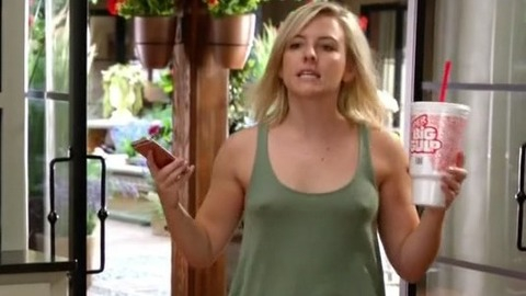 Pic: Heléne Yorke in Graves