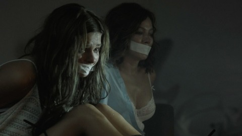 Pic: Anna Friel in I.T.