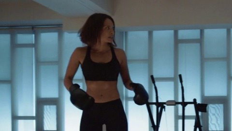 Pic: Lesley-Ann Brandt in Painkillers (2015)