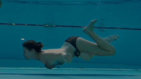 Pic: Yaara Pelzig in Moon in the 12th House