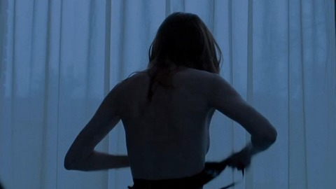 Pic: Elyse Levesque in Shoot the Messenger