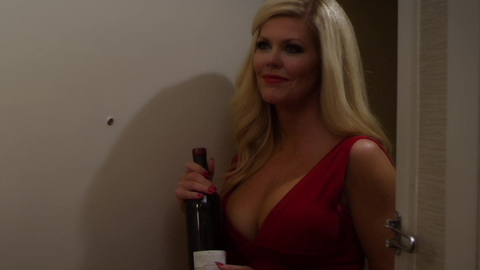 Pic: Tracey Birdsall in Who's Jenna...?