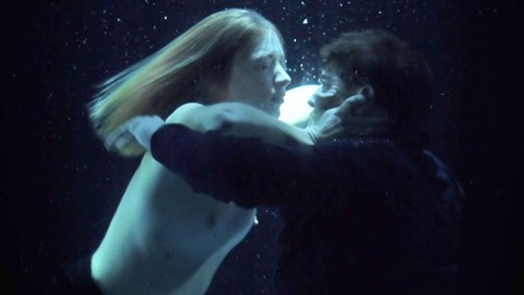 Pic: Sigrid Bouaziz in La ville bleue