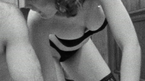 Pic: Vickie Hicks in Dark Seduction