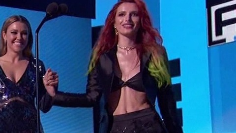 Pic: Bella Thorne in The American Music Awards