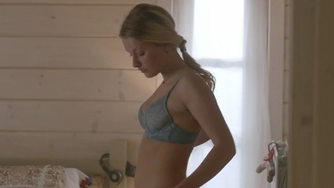 Pic: Ella-June Henrard in Renesse (2016)