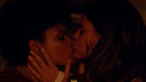 Pic: Vaneza Oliveira in 3%