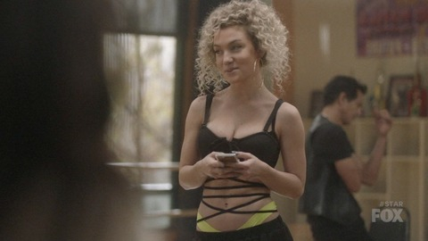 Pic: Jude Demorest in Star