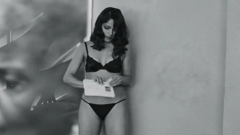 Pic: Freida Pinto in Past Forward (2016)